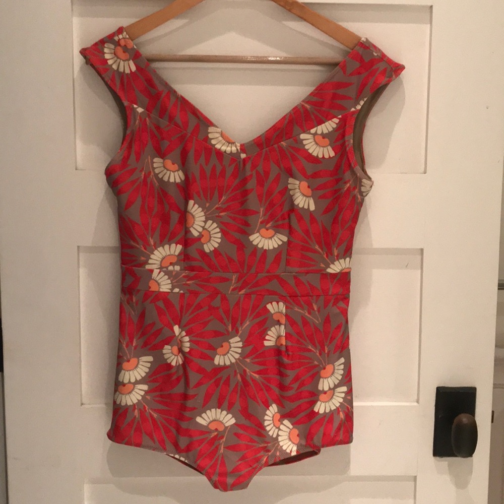 Seea Frida style Sz Large great condition lido